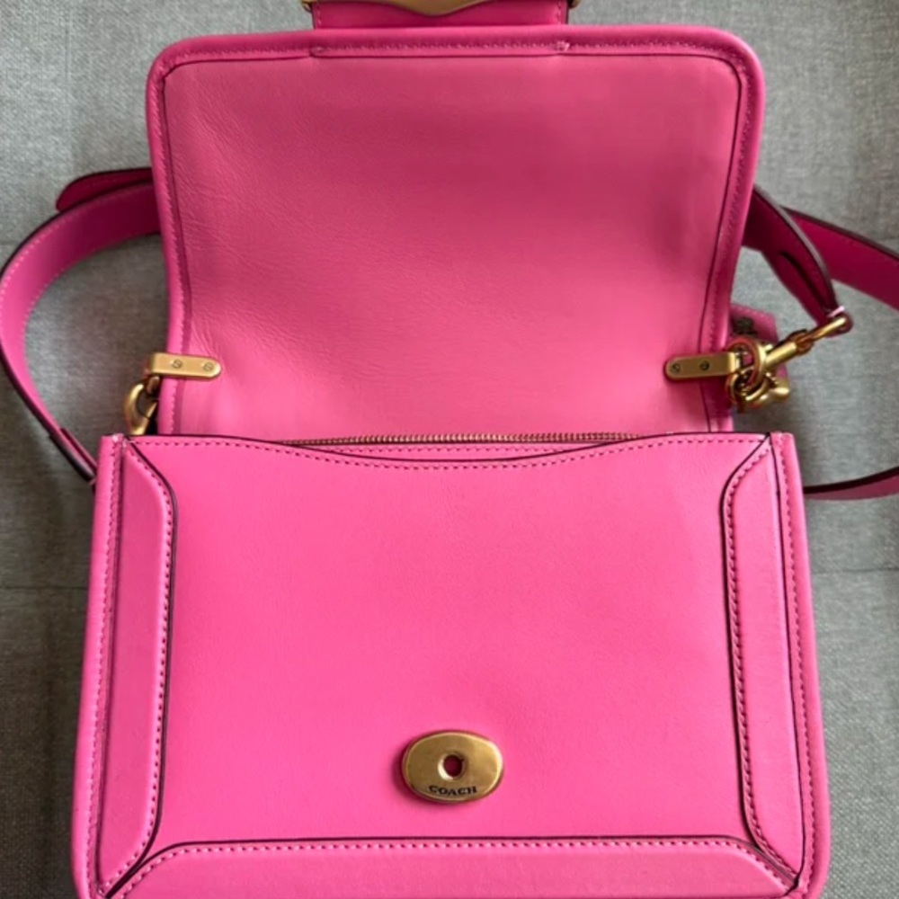 Used Coach Hero Shoulder Bag in Petunia Pink - Picture 4 of 6
